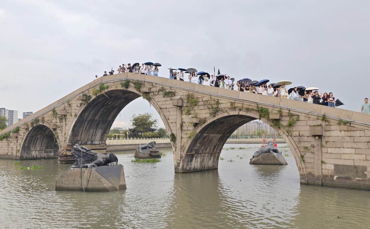 微信图片_2025-10-23_110231_684.jpg